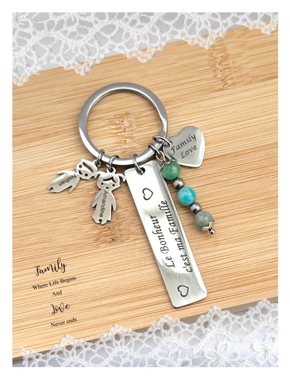 Porte clés de famille personnalisable avec les prénoms